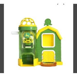 John deere toy truck barnhouse playset